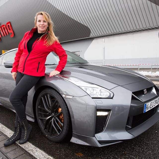 Auto-Diva Vita und Referenzen 12